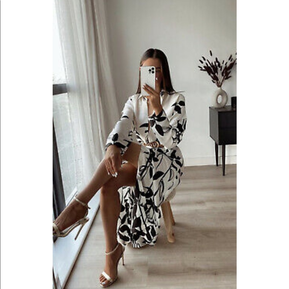 ZARA OVERSIZED PRINTED DRESS BLACK / WHITE NEW.